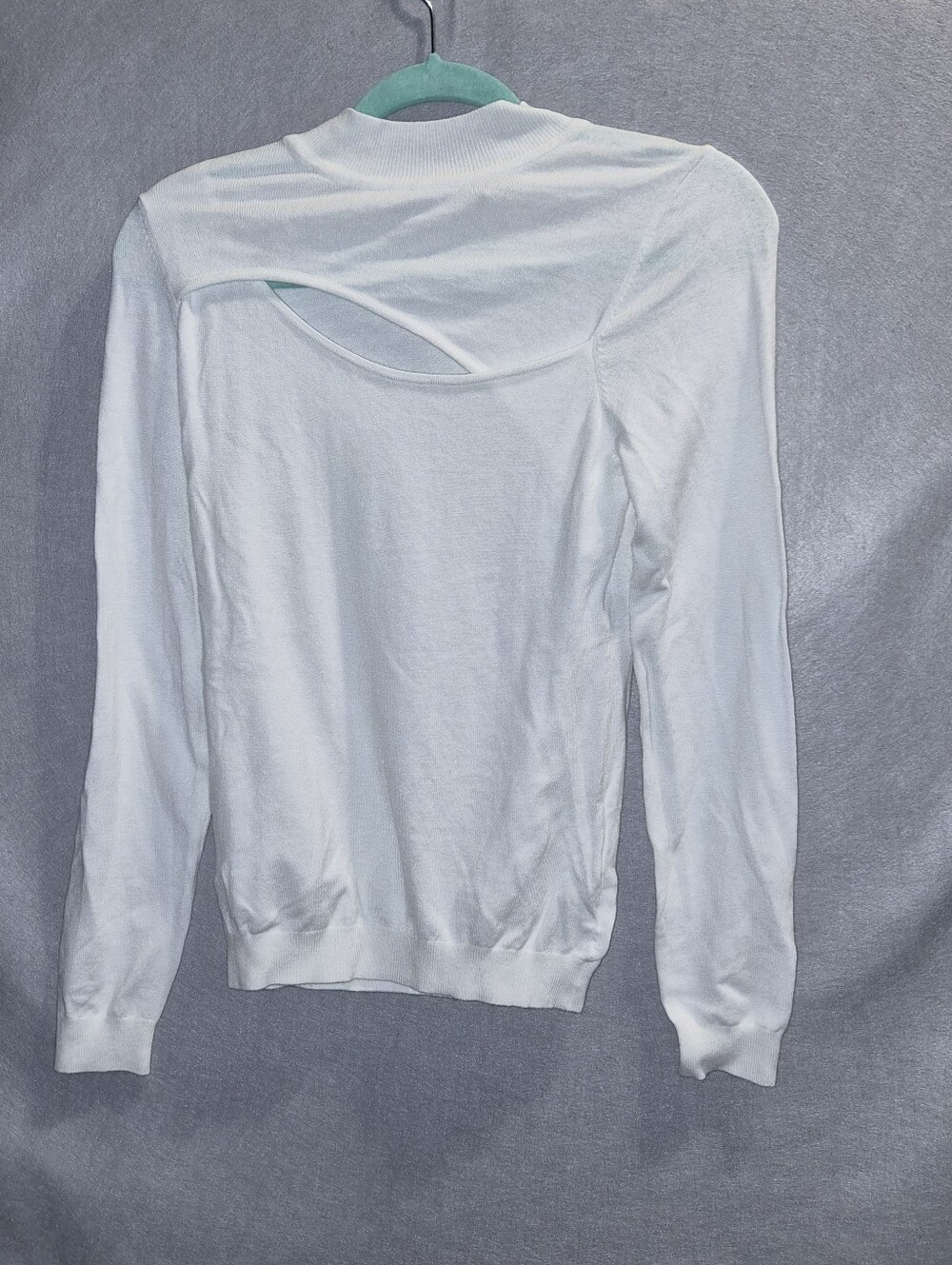 One Grey Day Los Angeles White Cutout Mock Neck Sweater – XS – NWT